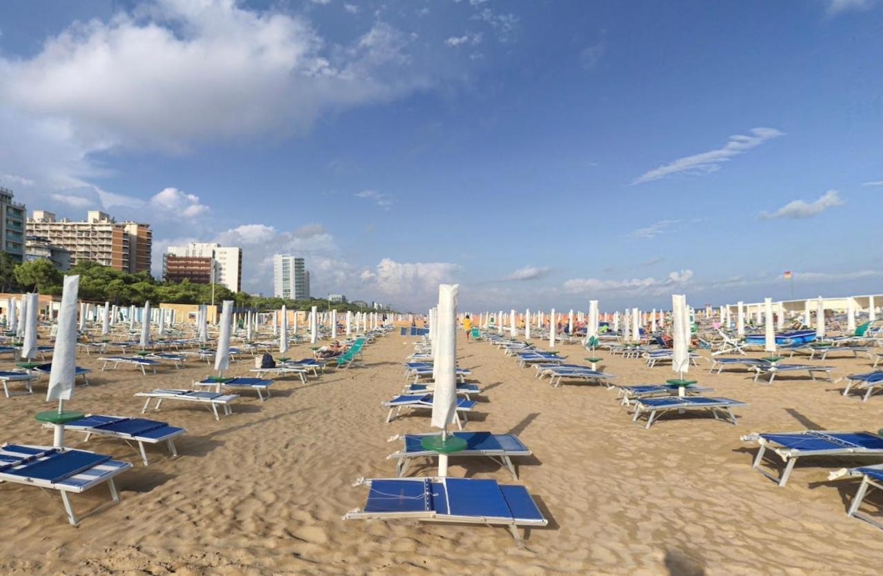 Olaszelmeny Beach Caravans Lignano Sabbiadoro Extérieur photo